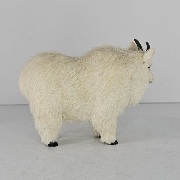 Realistic Mountain Goat Figurine Rabbit Fur - Picture 5 of 8